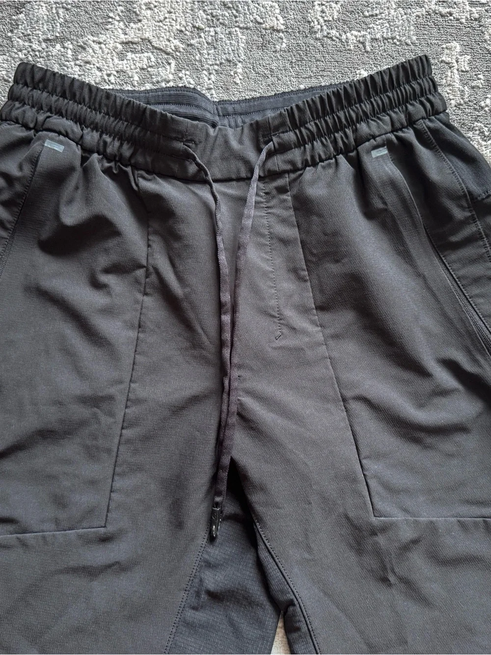 lululemon athletica lightweight joggers